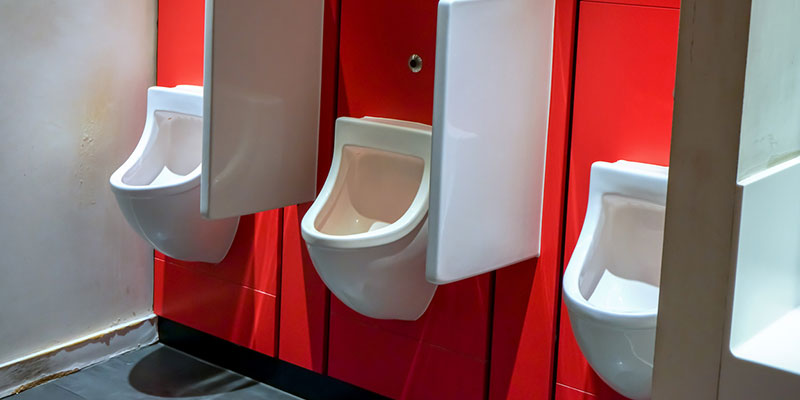 Waterless Urinals vs. Flushing Urinals